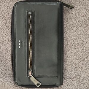💕FENDI Selleria Leather Zip Around Long Wallet💞